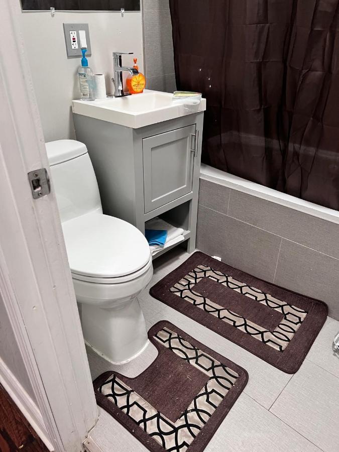 Simplified Living Space شيكاغو المظهر الخارجي الصورة