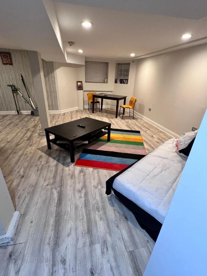 Simplified Living Space شيكاغو المظهر الخارجي الصورة